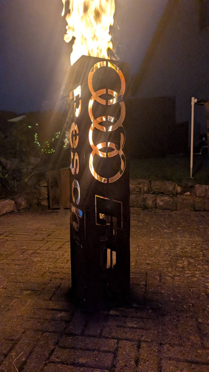 Feuertonne 100 cm Wunschlogo Detailaufnahme - Bild 1