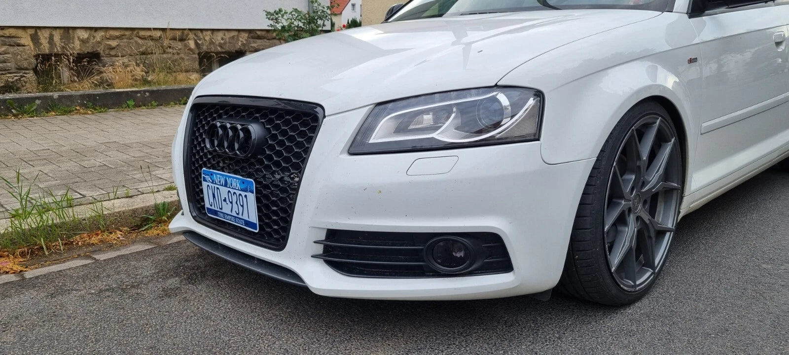 Kennzeichenhalter für Audi RS Grill für US Kennzeichen - Bild 1
