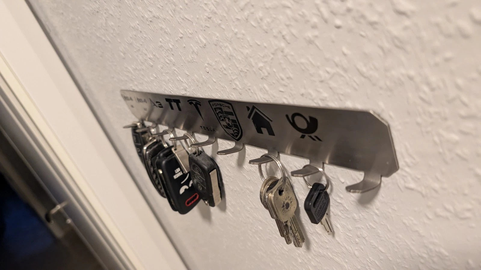 Schlusselbrett Schlusselhaken Mit Logos Wunschlogo Autoschlüssel Aufhänger - Bild 3