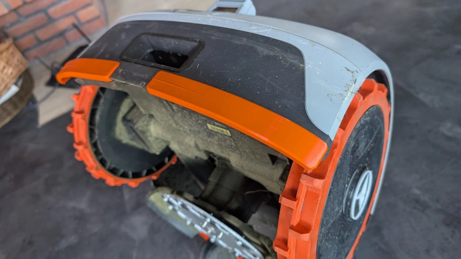Kantenschutz für Segway Navimow Roboter Rasenmäher Stoßstange - Bild 1