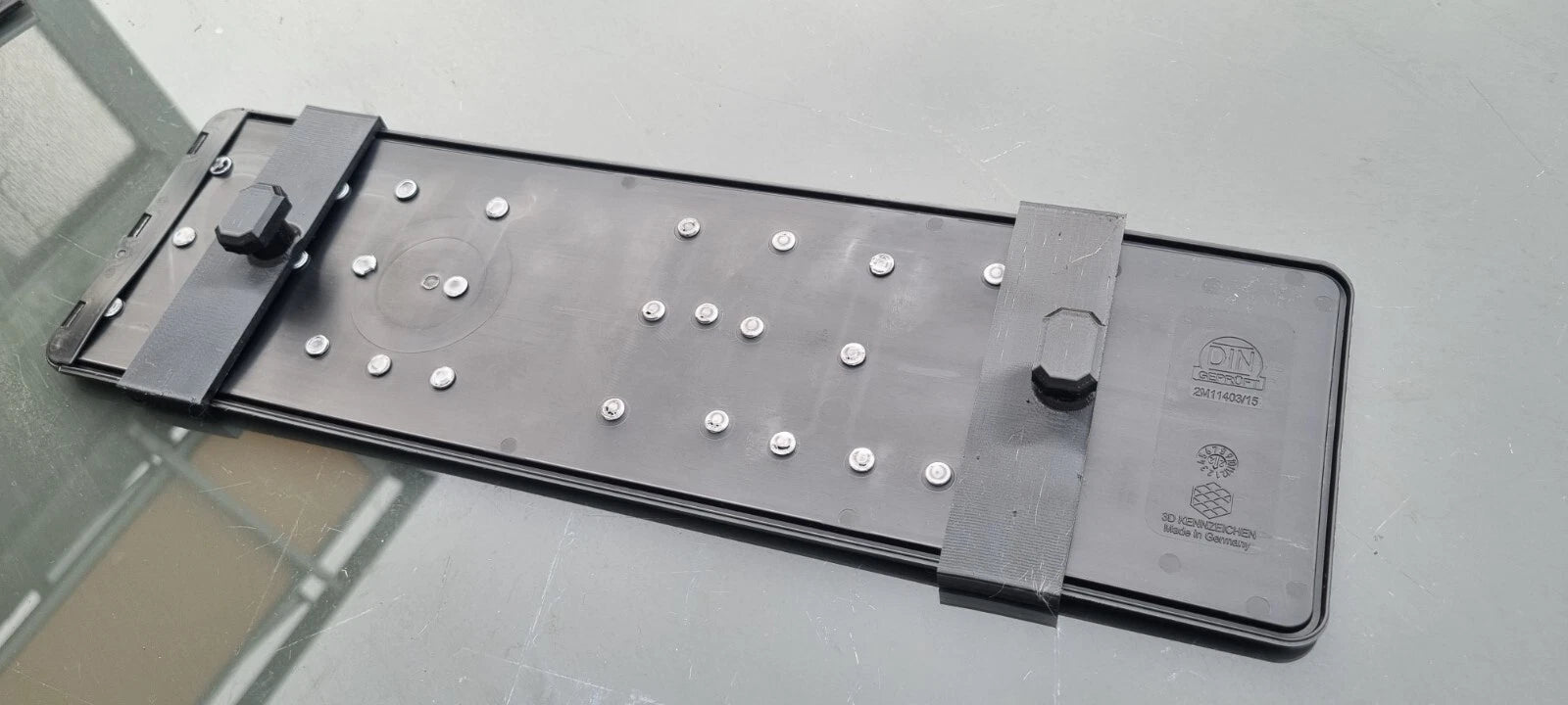 3D-Druck Kennzeichenhalter für Audi Wabengrill Klemmung 3D Kennzeichen - Bild 6