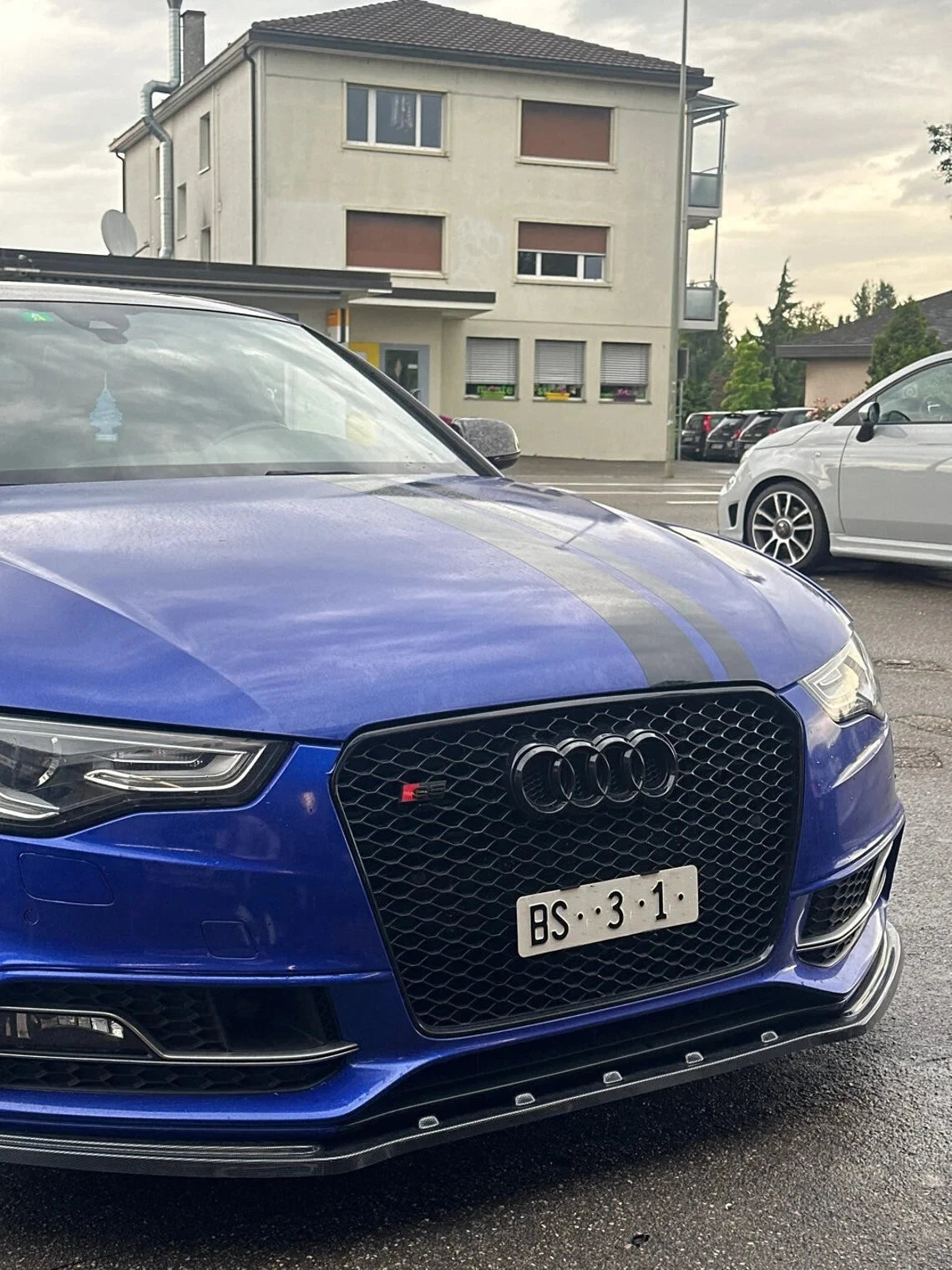 Schweiz 3D-Druck Kennzeichenhalter Klemmung für die Schweiz rahmenlos für Audi W - Bild 2