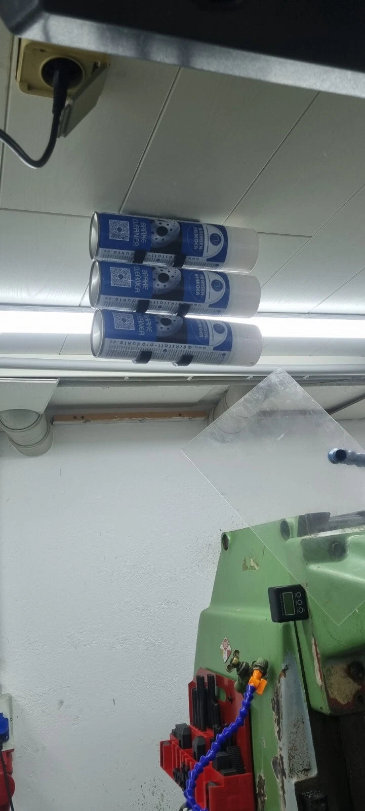 Dosenhalter für die Werkstatt für Bremsenreiniger Öl oder Lackdosen - Bild 9