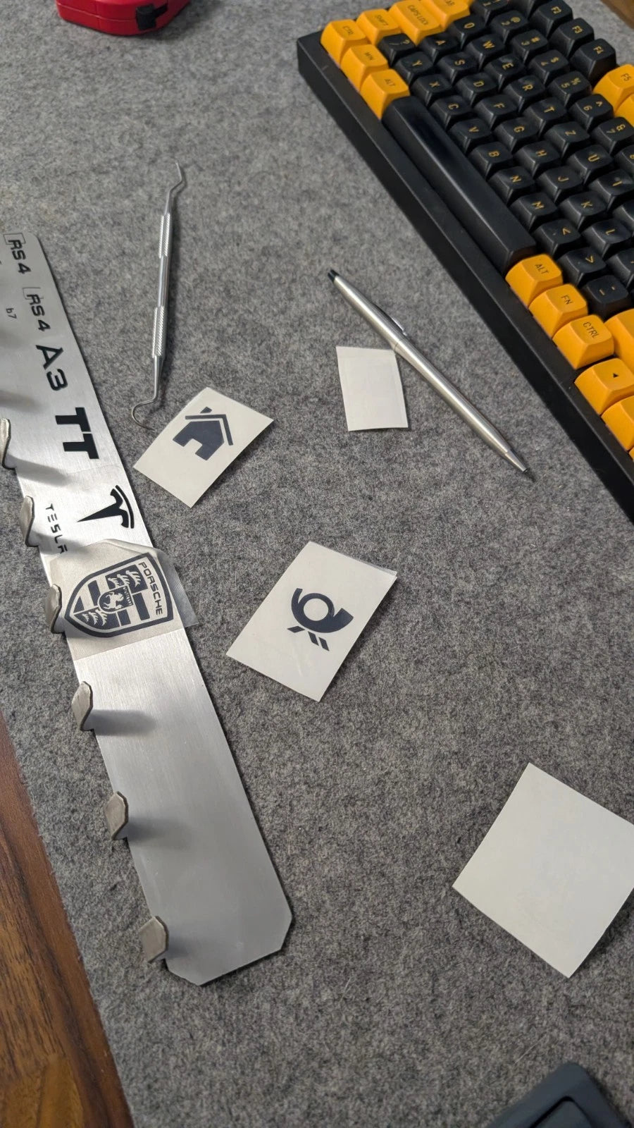 Schlusselbrett Schlusselhaken Mit Logos Wunschlogo Autoschlüssel Aufhänger - Bild 6