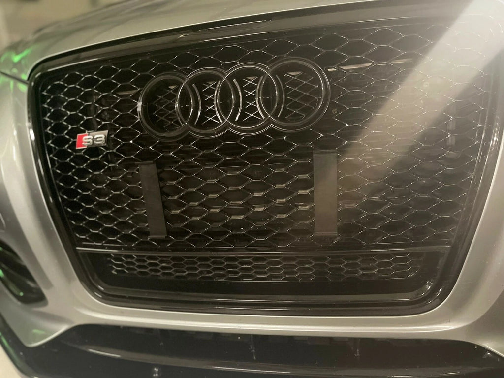 Frankreich Kennzeichenhalter für Audi RS Wabengrill Klemmung rahmenlos Alu - Bild 11