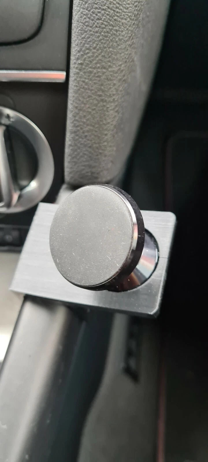 Handy Halterung Magnet Smartphone Halter für Audi A3 & A4 uvm. Universal