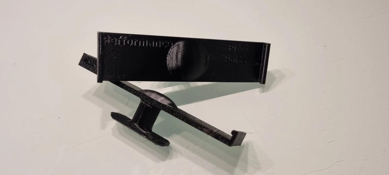 3D-Druck Kennzeichenhalter für Audi RS3 8Y Wabengrill Klemmung rahmenlos - Bild 6