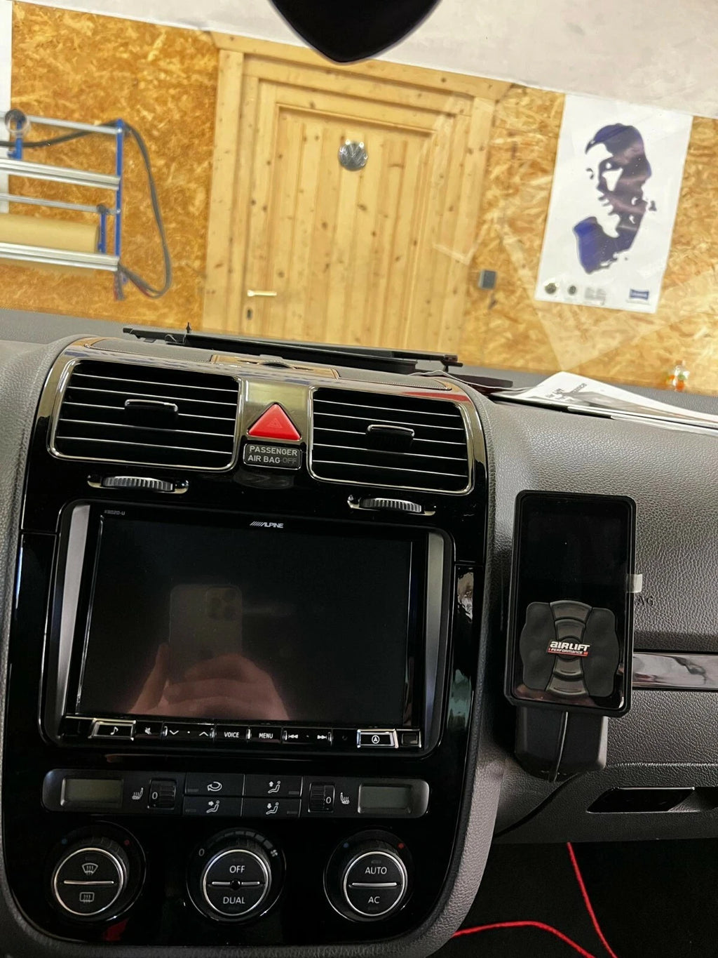 Halterung für Airlift 3P Handy Halter Golf A3 Passat uvm