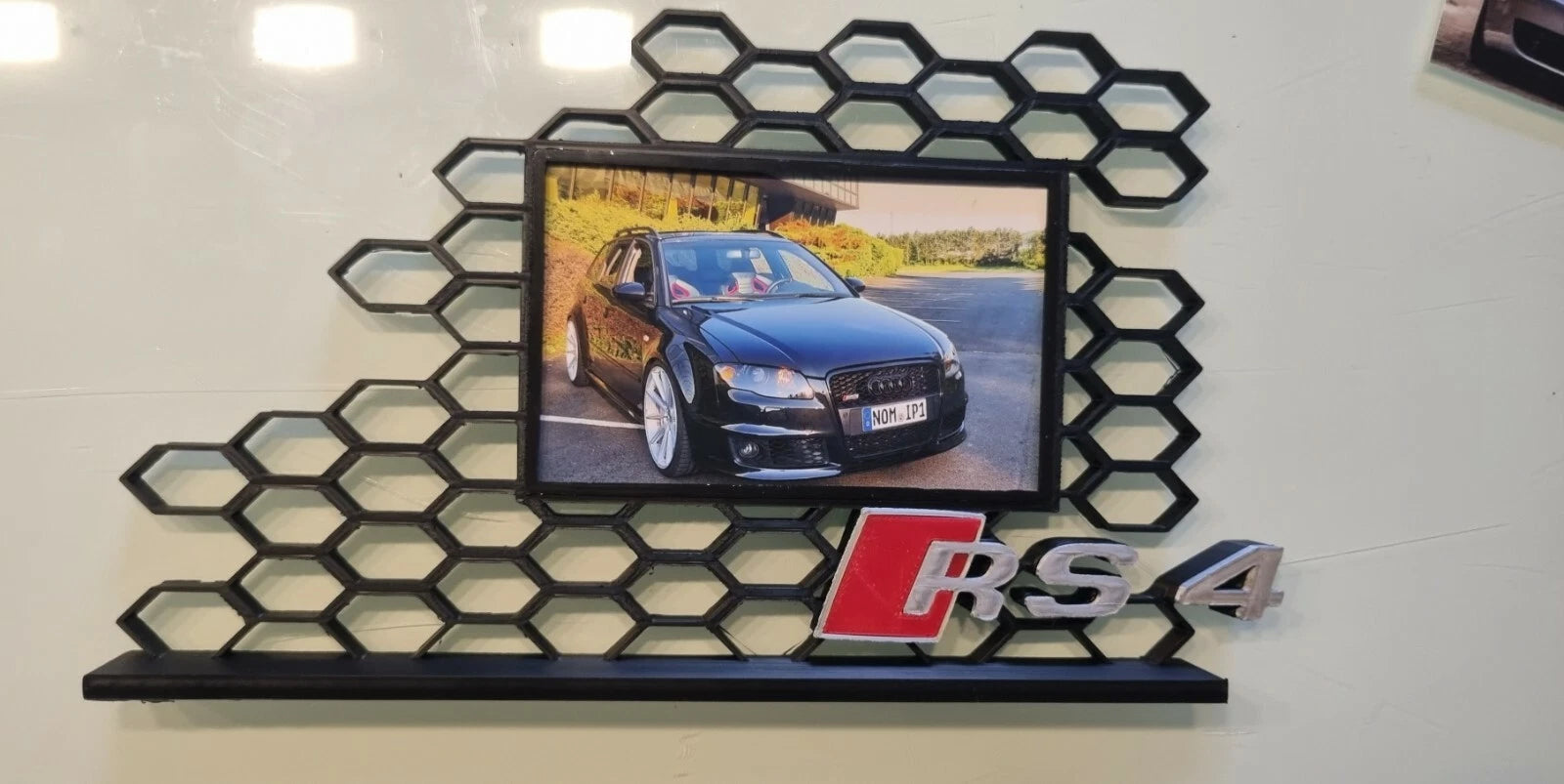 Bilderrahmen Für Audi S und RS S1 S2 S3 S4 S5 S6 S7 S8 RS2 RS3 RS4 RS5 RS6 RS7 - Bild 1