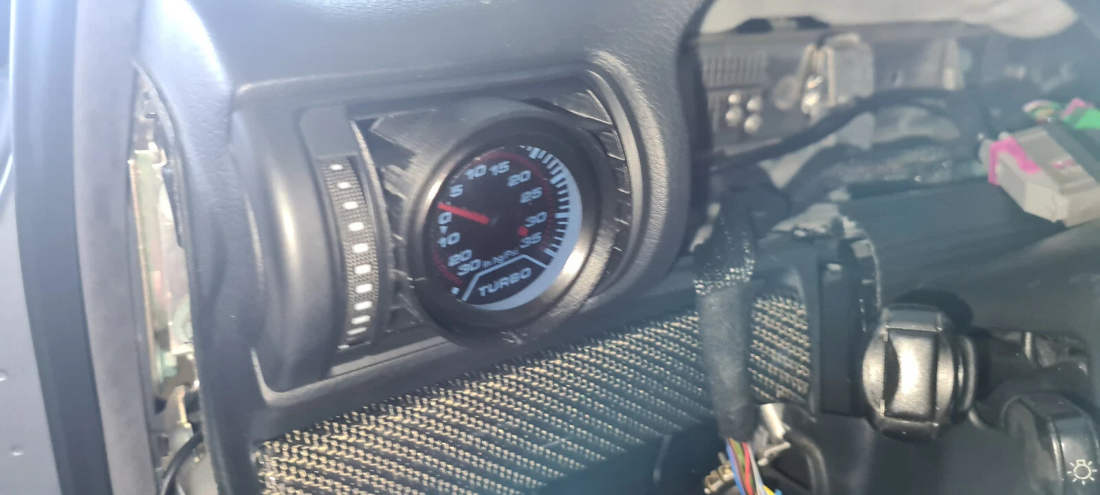 Halter für Ladedruckanzeige Audi A4 S4 RS4 B5 Instrumentenhalter Gauge