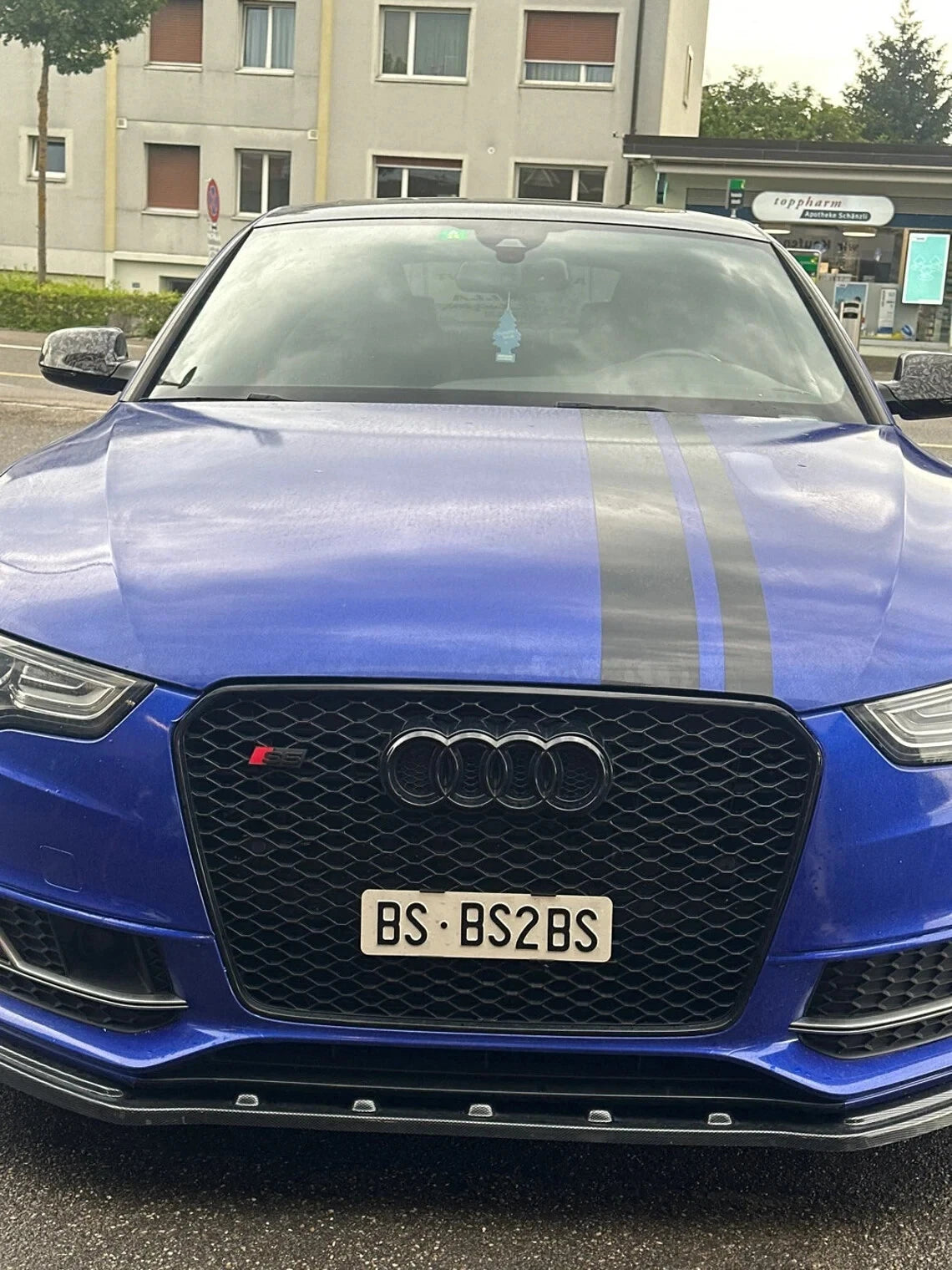 Schweiz 3D-Druck Kennzeichenhalter Klemmung für die Schweiz rahmenlos für Audi W - Bild 1