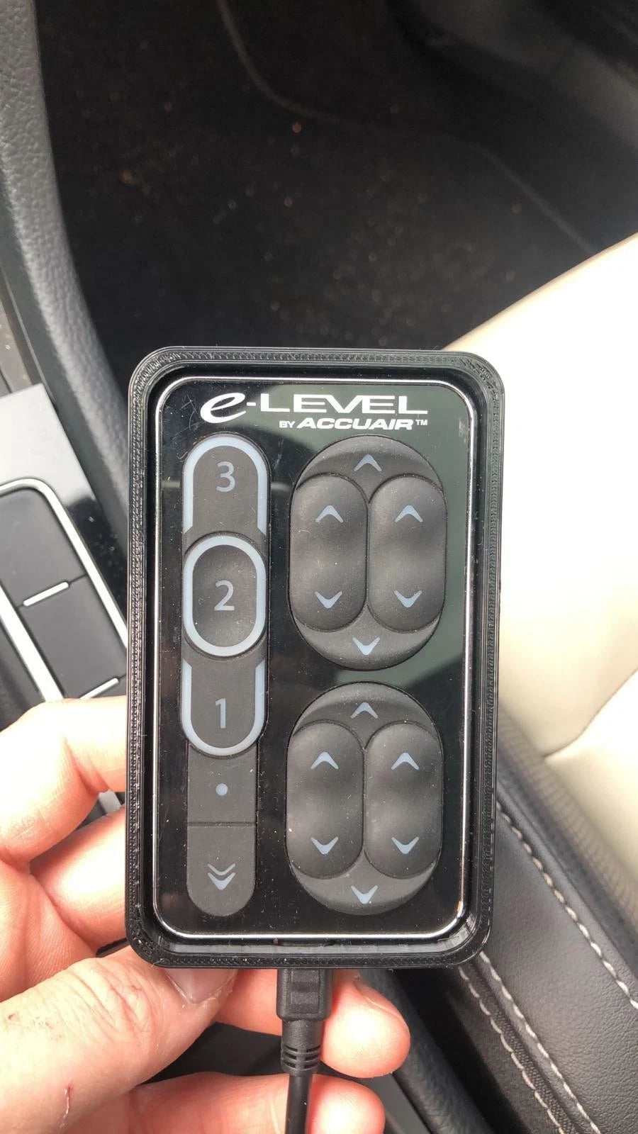 Halter für Accuair E-Level Touchpad Bedienteil Airride Luftfahrwerk