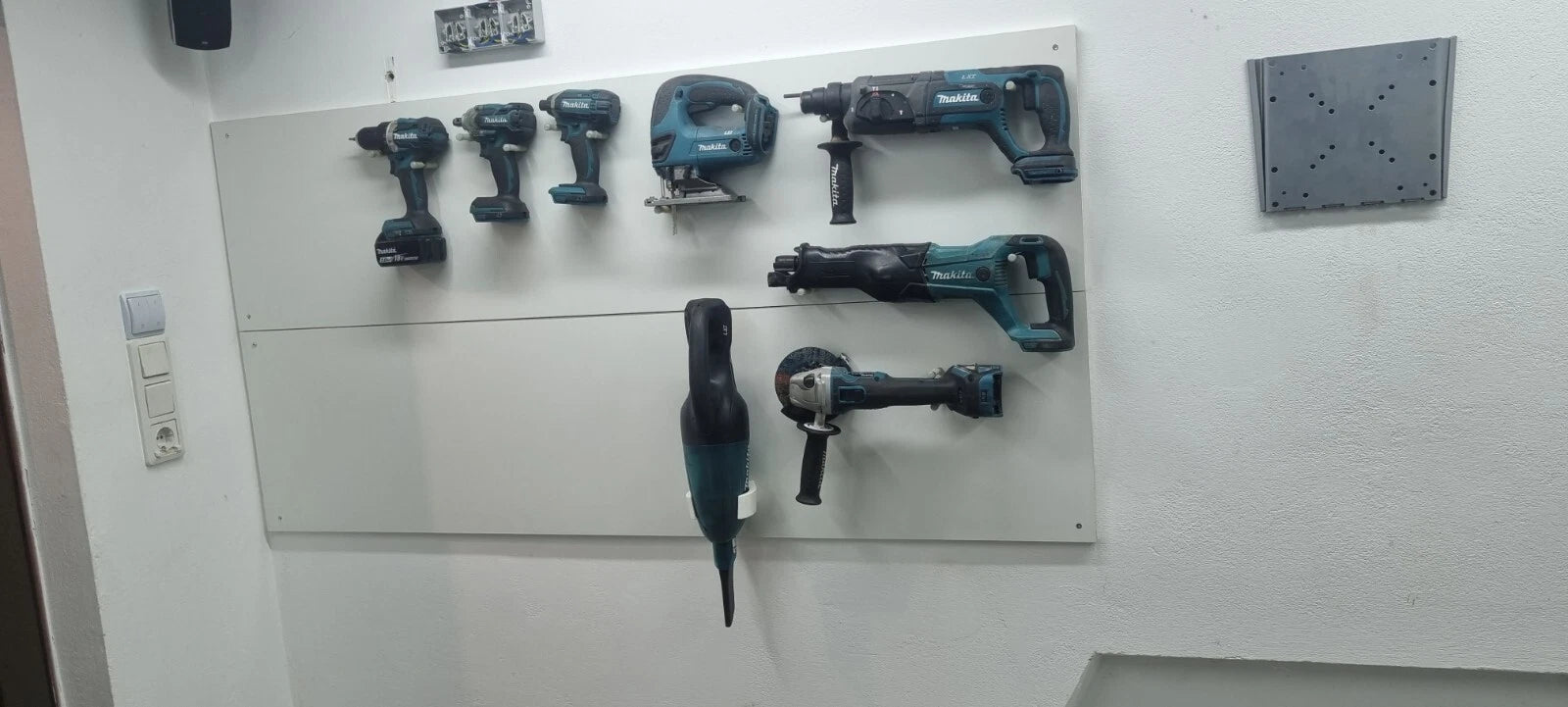 Halter für Makita Staubsauger Halterung für Handstaubsauger Makita Clip - Bild 8