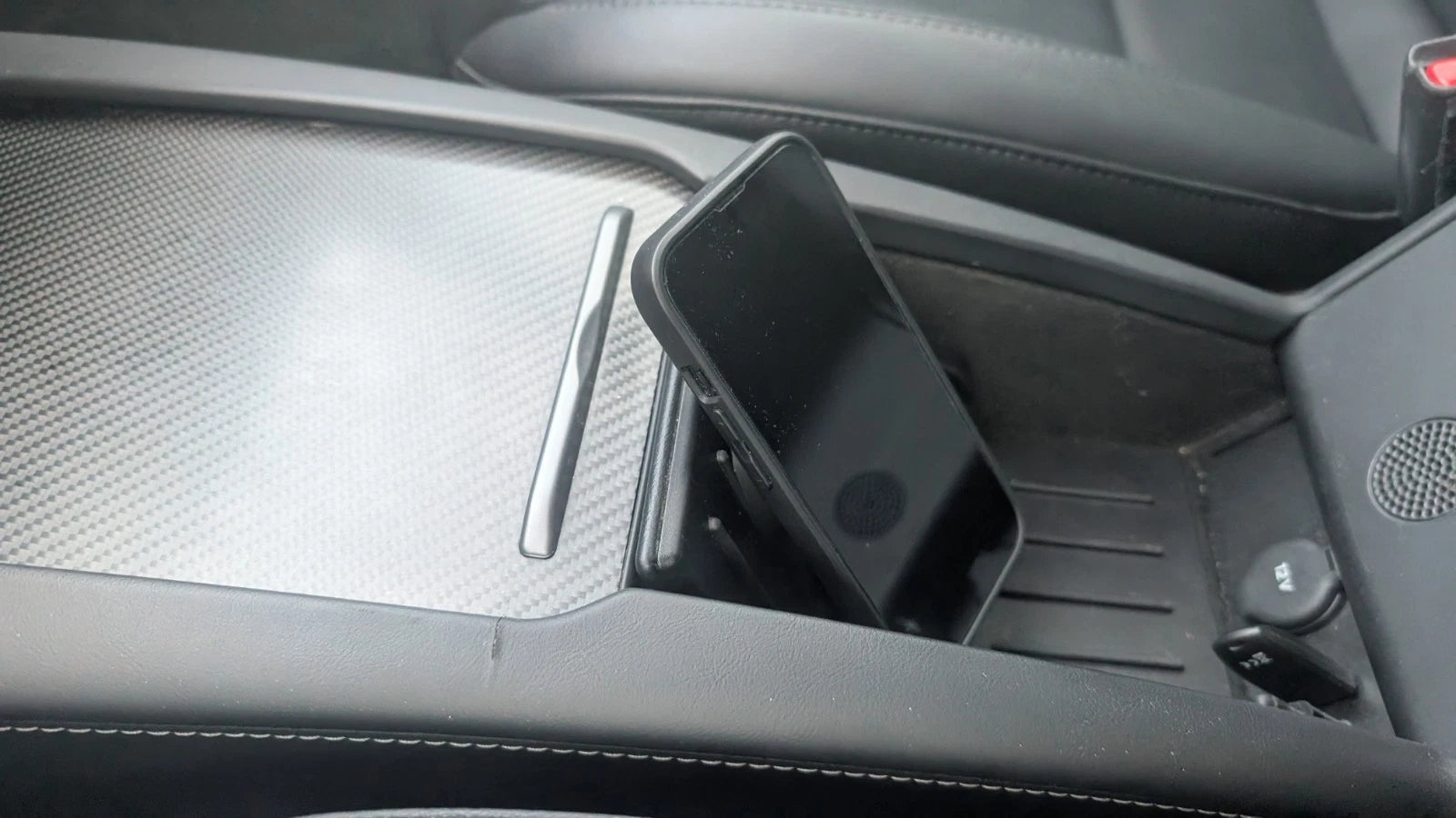 Smartphone Ladegerät Halterung für Tesla Model S MagSafe Handy Magnet - Bild 4